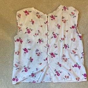 Abercrombie & Fitch floral T-shirt with open back buttons